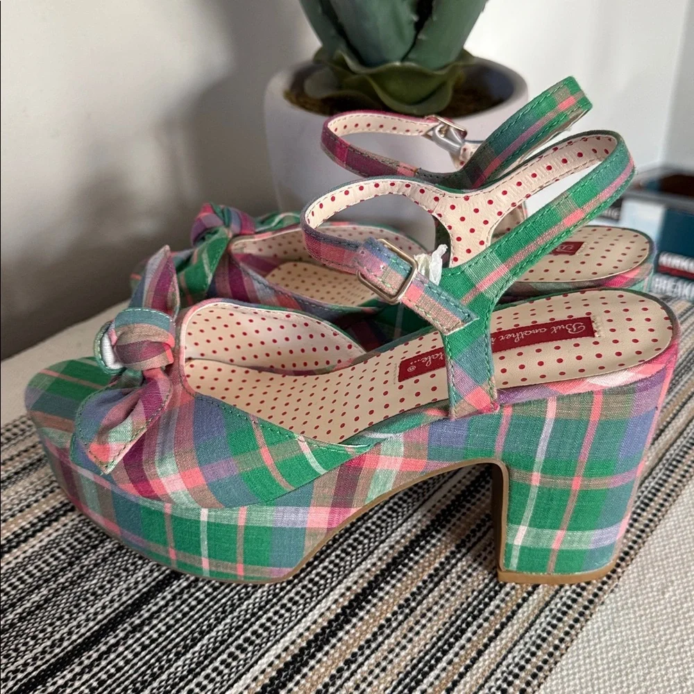 But Another Innocent Tale Plaid Bow Platform Heels‎ Y2K Retro 7.5